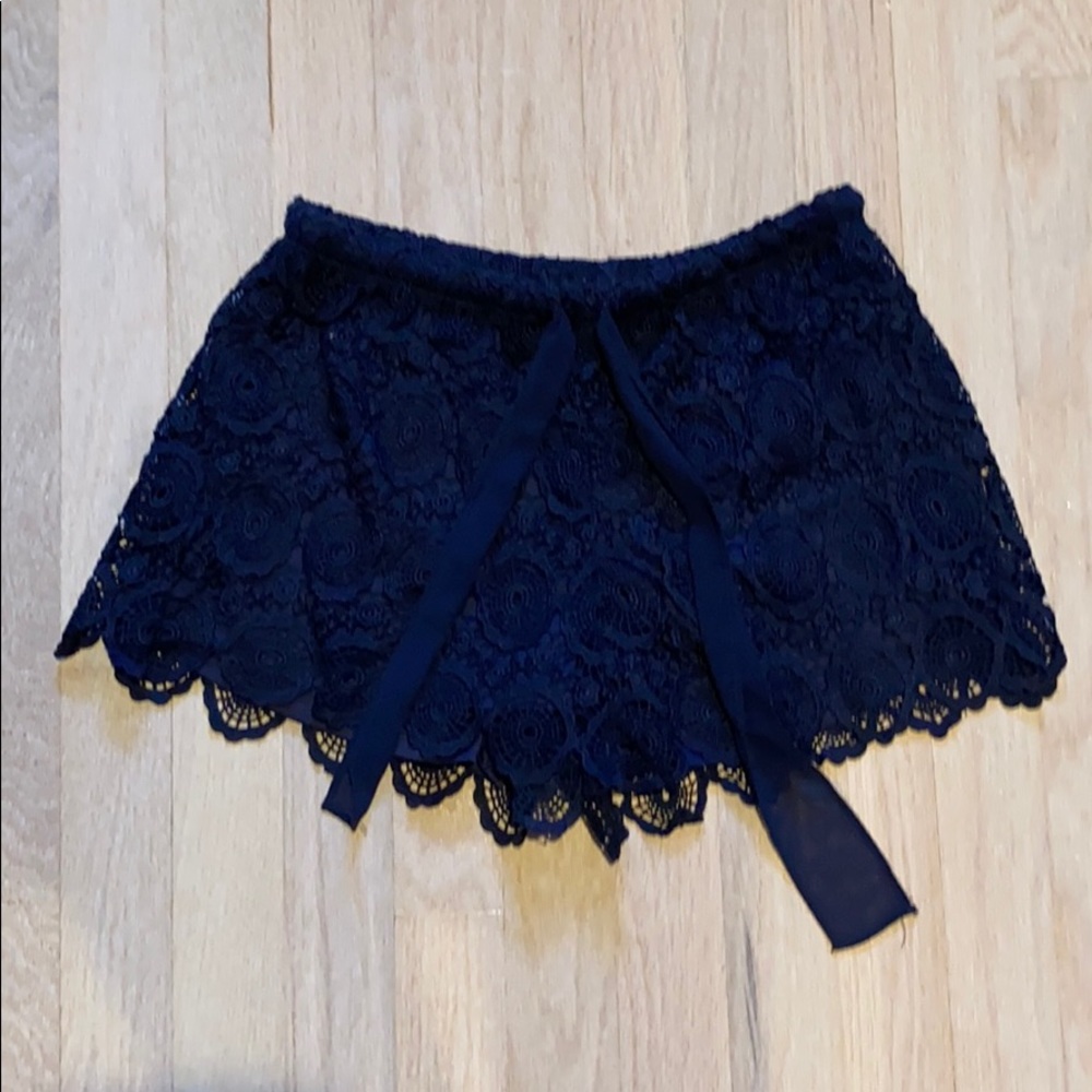 Lace shorts